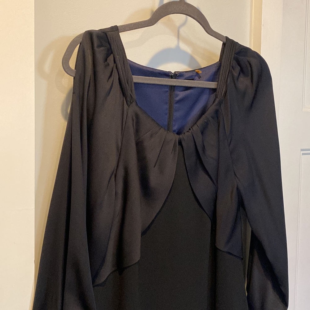 Elie Tahari black cocktail dress w/ sheer drape arms & open shoulder - size 8